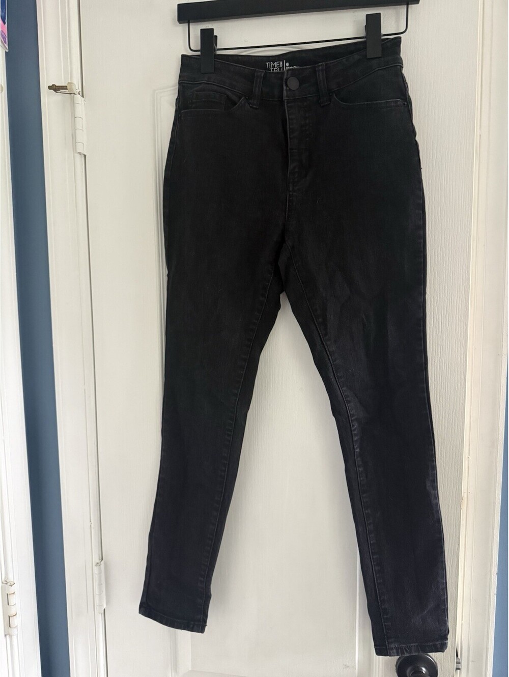 Time and Tru Jeans Size 6 Black Pull On Skinny Stretch Denim Pants